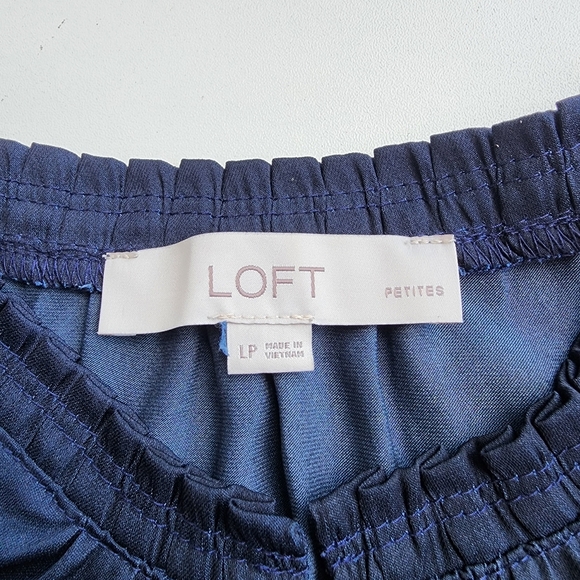 Ann Taylor Ruffle Mock Neck Satin Blouse Top Navy Blue Sleeveless Pullover Sz LP - Picture 9 of 10